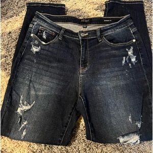 Judy Blue Boyfriend Fit Distressed Jean